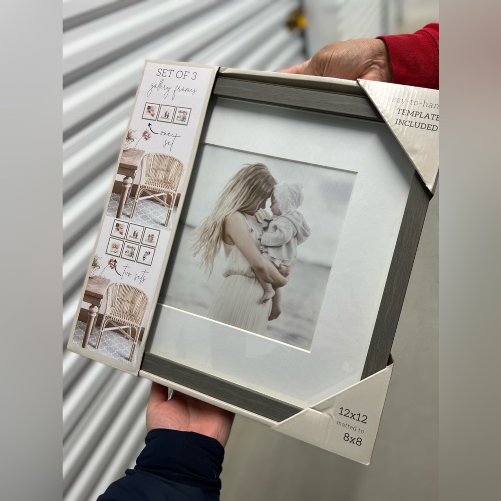 Gallery frames set